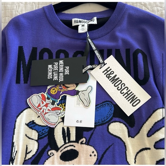 Moshchino X H&M Oversized Sweater - Picture 3 of 5